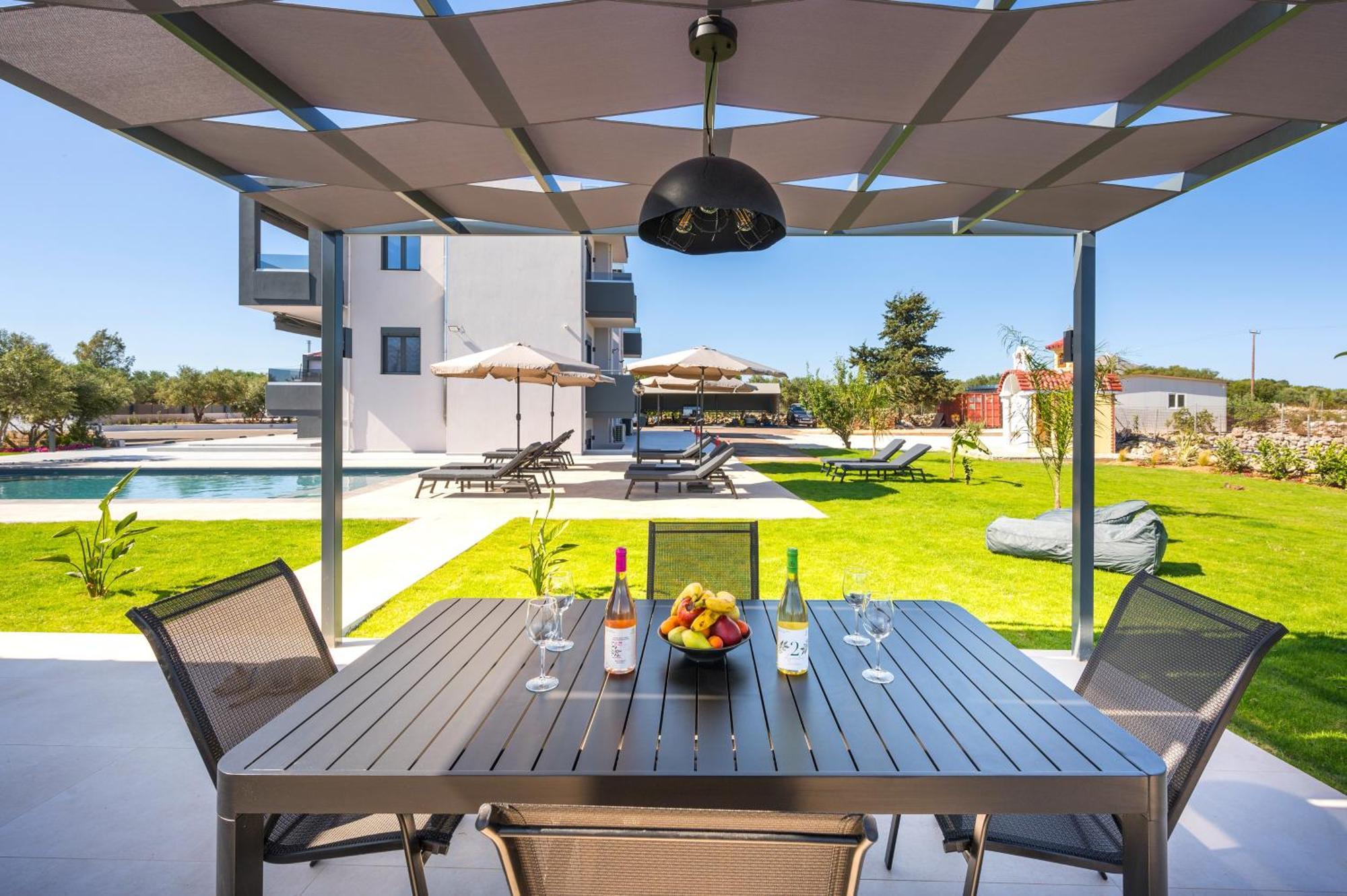 Luxury Oasis In Chania - Private Pool, Bbq & Garden By Wehome Chrissi Akti Chania