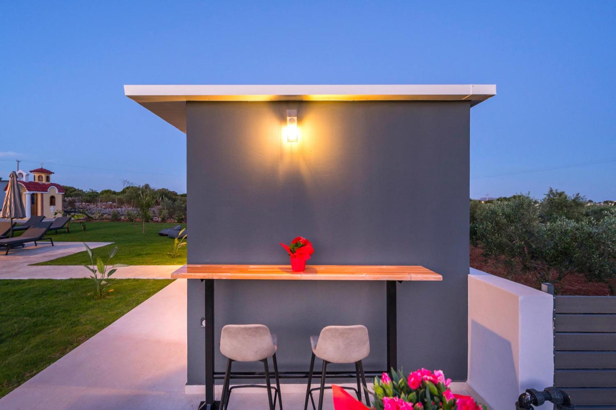 Luxury Oasis In Chania - Private Pool, Bbq & Garden By Wehome * Chrissi Akti Chania